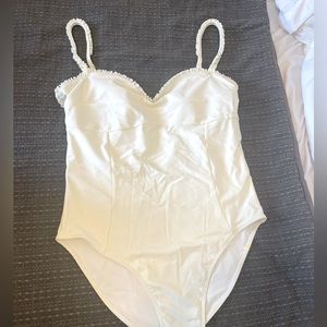 Summersalt Sweetheart Mini Ruffle one piece swimsuit, size 14